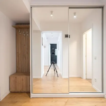 公寓 Bright & Modern Flat - Sleeps 4 布加勒斯特