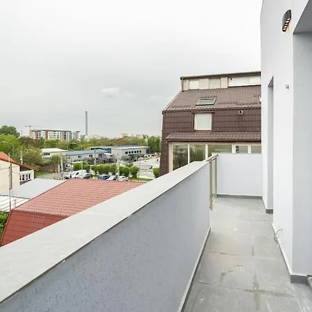 Bright & Modern Flat - Sleeps 4 公寓 布加勒斯特